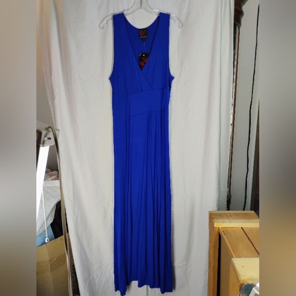 Blue V-Neck Sleeveless Maxi Sundress
